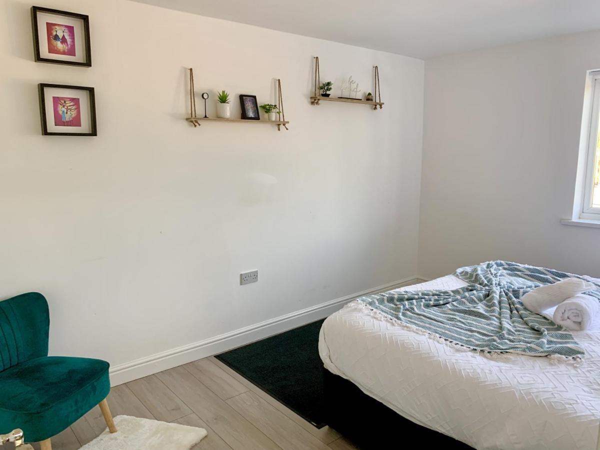 Modern & Cosy 2-Bed Apartment Near Nec, Airport & Jlr! Birmingham Eksteriør billede